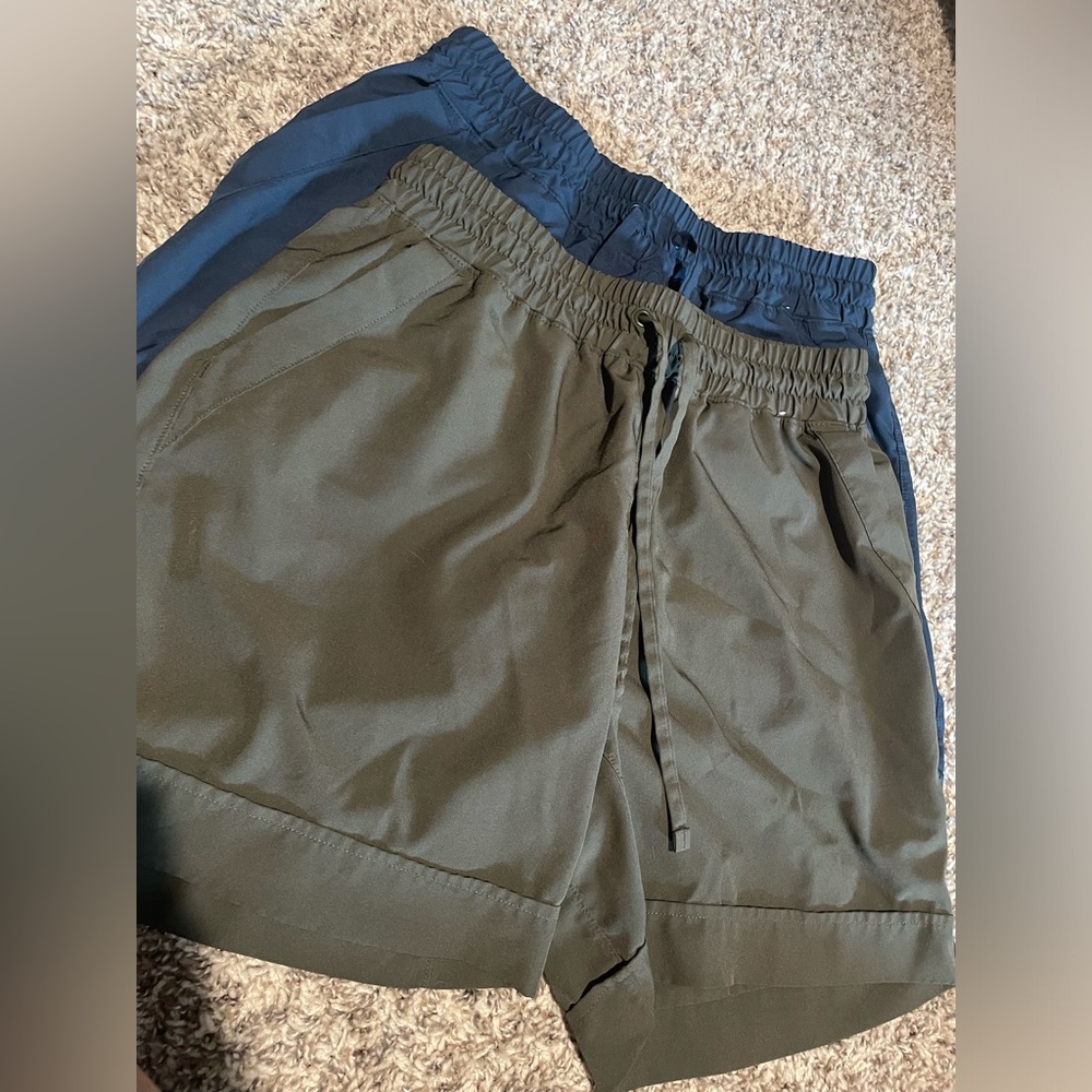Set of 2 Pairs of Shorts